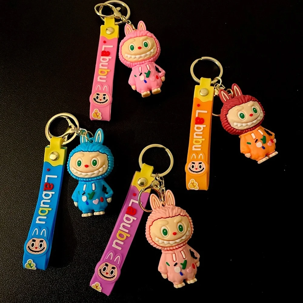 Labubu keychain - Picture 2 of 2